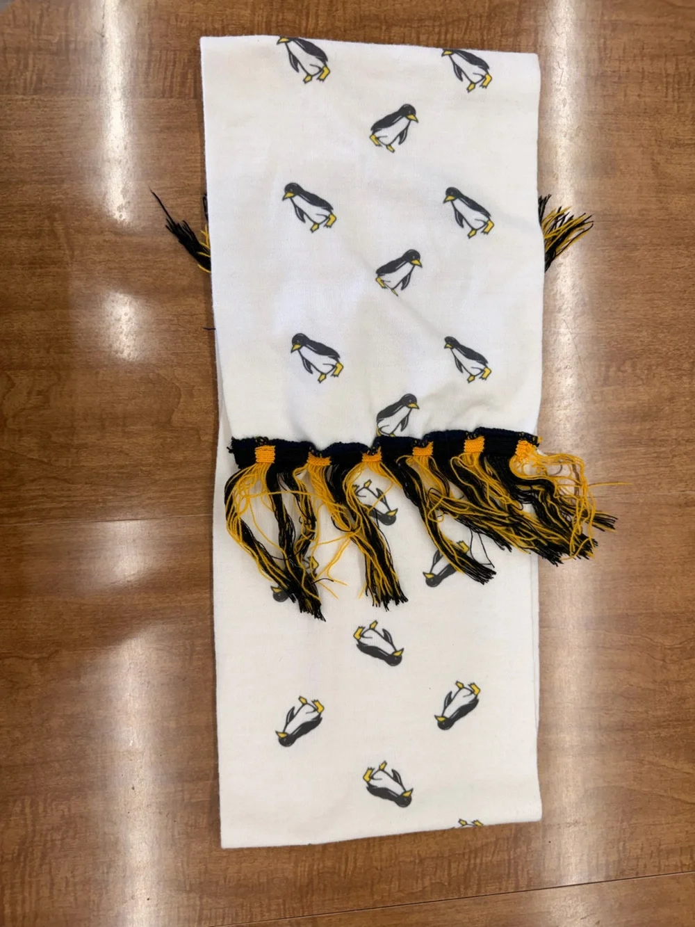 Fleetwood Mac Tusk Tour 1980 Scarf - White with Black & Yellow